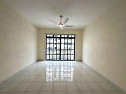 Park East (D15), Condominium #503425301